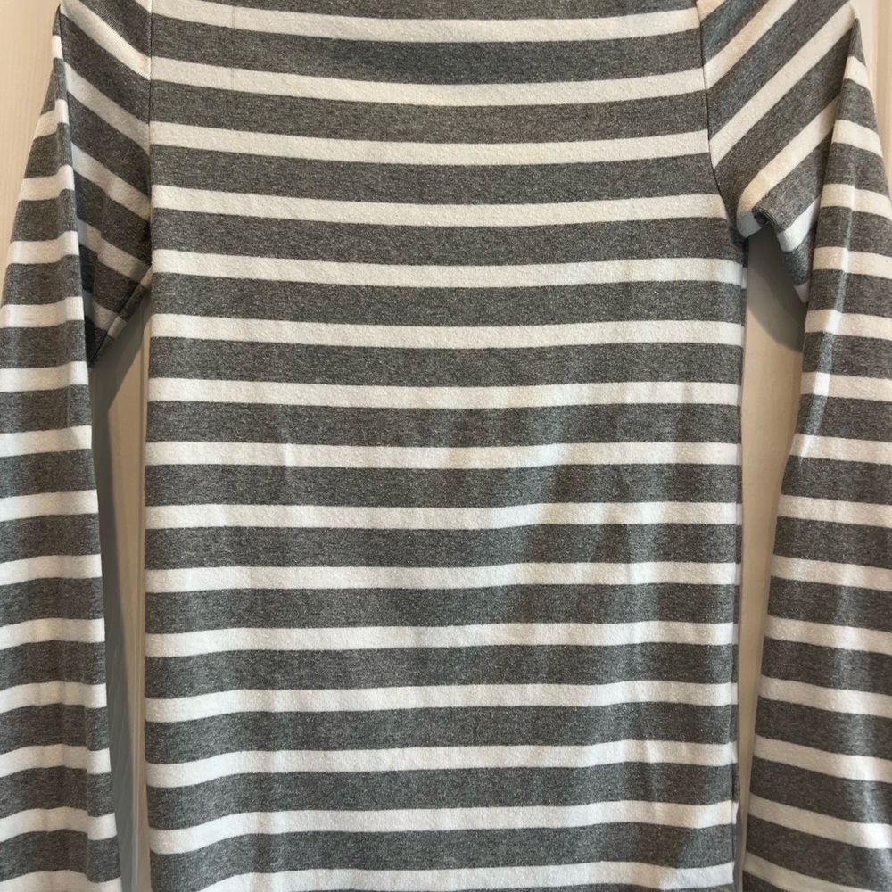 7. GAP Gray and White Striped Long Sleeve Tee